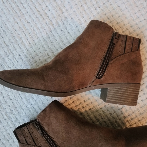 Brown Booties - Picture 7 of 8